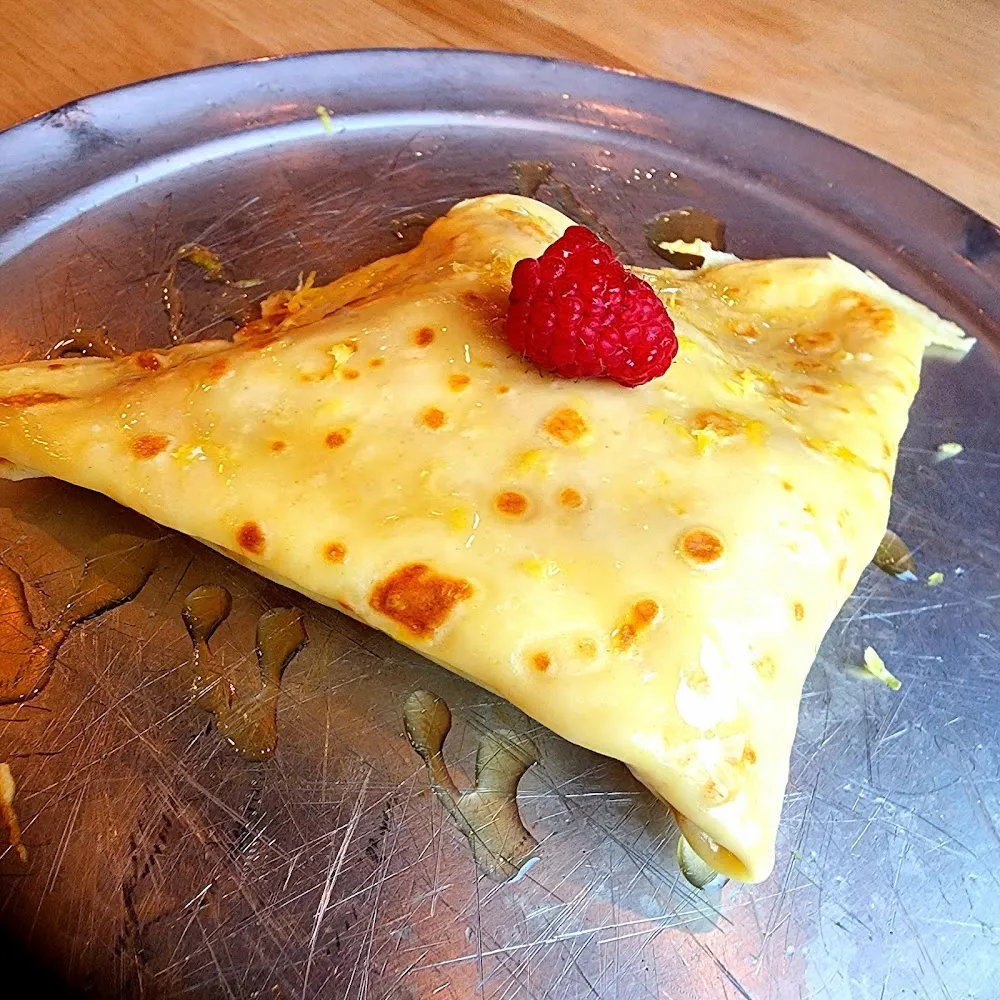 Raspberry Crepes